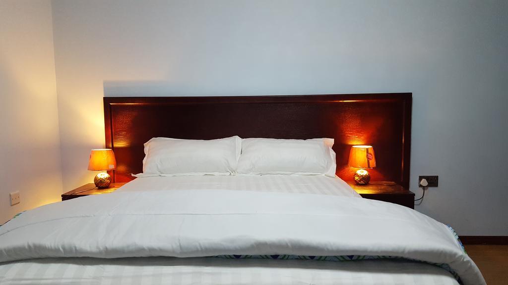 White City Inn Gaborone Ngoại thất bức ảnh