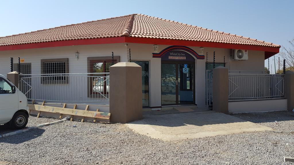 White City Inn Gaborone Ngoại thất bức ảnh