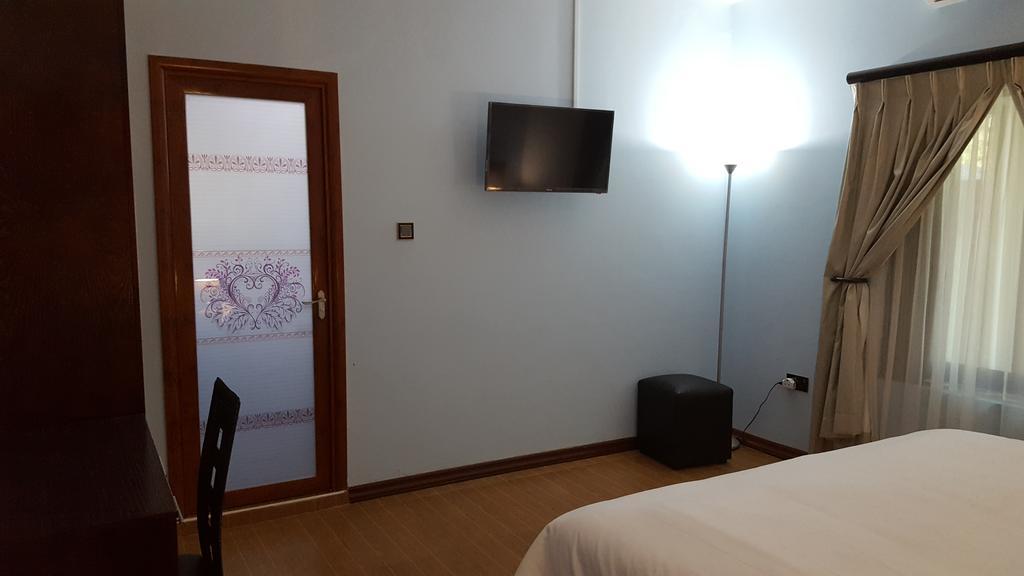White City Inn Gaborone Ngoại thất bức ảnh